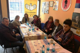 Slika. Koalicija organizacija osoba sa invaliditetom Grada Bijeljina KOLOSI 23. marta 2018. godine održala redovni sastanak u prostorijama Regionalnog udruženja amputiraca Bijeljina.
