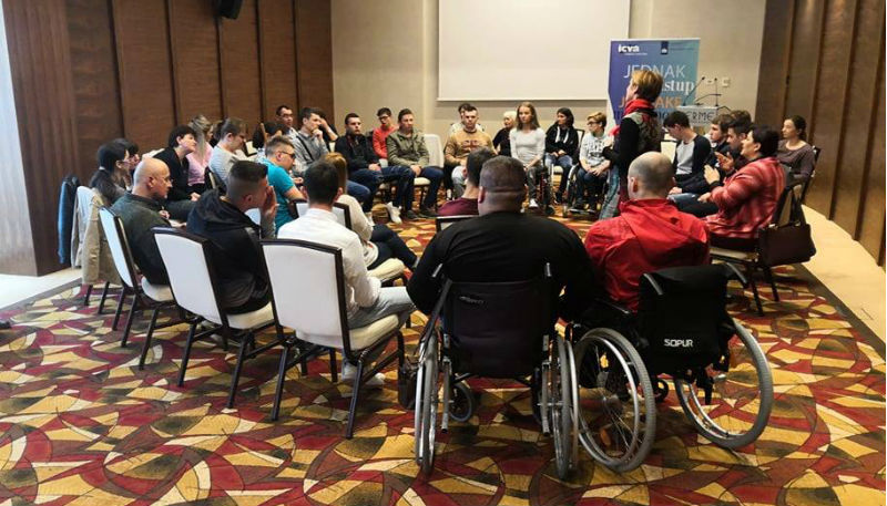 Slika 1. Prvi zajedniči sastanak aktiva mladih osoba sa invaliditetom iz pet koalicija koje okuplja MyRight, 27. mart 2019.