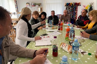 U okviru projekta ”Ovdje sam - vidljiva i ponosna” u Udruženju žena sa invaliditetom IMPULS 11. novembra 2022. godine u organizaciji Koalicije organizacija osoba sa invaliditetom Grada Bijeljine KOLOSI, održana je treća informativna sesija o rodnoj ravnopravnosti i integraciji ravnopravnosti žena i djevojaka sa invaliditetom.