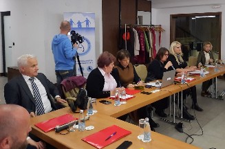 U organizaciji Odbora za inkluzivno obrazovanje Koordinacionog odbora udruženja osoba s invaliditetom Kantona Sarajevo 16. novembra 2022. godine u Sarajevu je održan okrugli sto na temu 