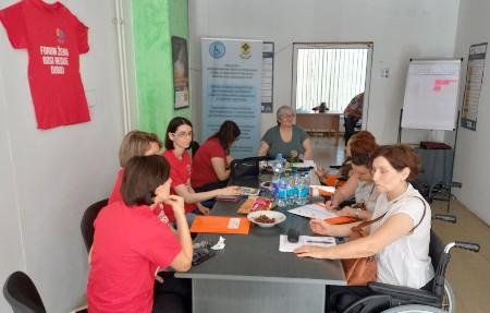 Slika nastala tokom devetog sastanka u okviru mentorskog programa u porstorijama Koalicije OOSI regije Doboj Slika nastala tokom devetog sastanka u okviru mentorskog programa u porstorijama Koalicije OOSI regije Doboj