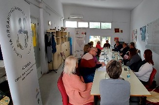 Slika nastala tokom posjete u Udruženju mladih Ružičnjaka Los Rosalesa od 12-14. dec 2022, Mostar
