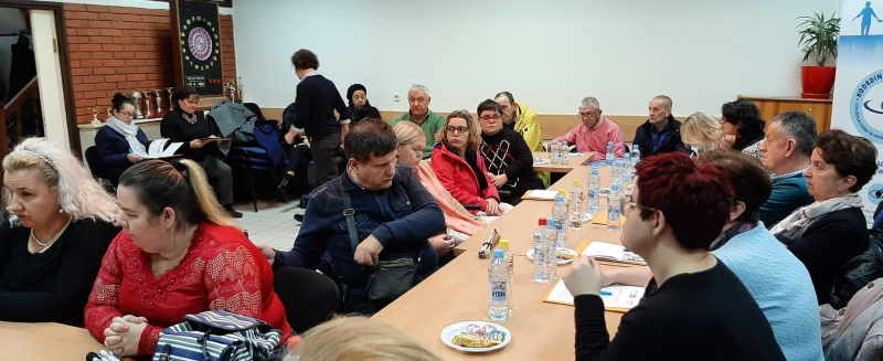Slika nastala tokom okruglog stola u Udruženju slijepih KS, 22. novembra 2023.